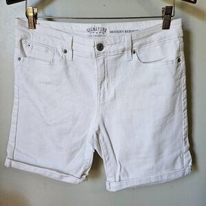 EUC SIGNATURE LEVI'S STRAUSS & CO. MODERN BERMUDA SHORTS SIZE 4 / SMALL